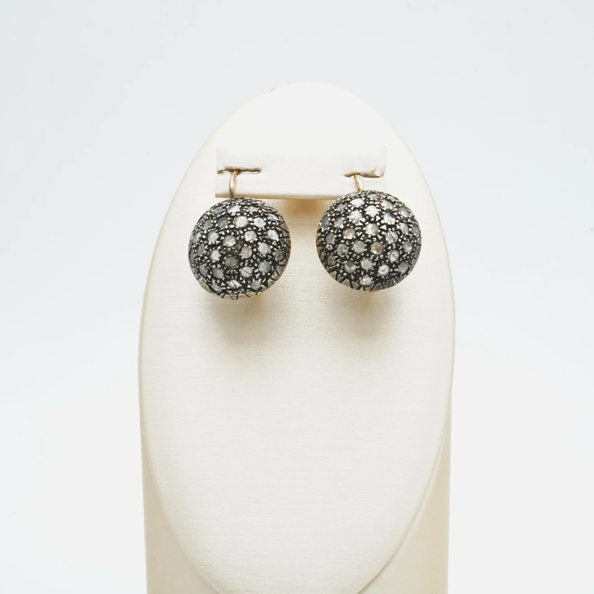 S&B_PENDIENTES_MAR_06_1